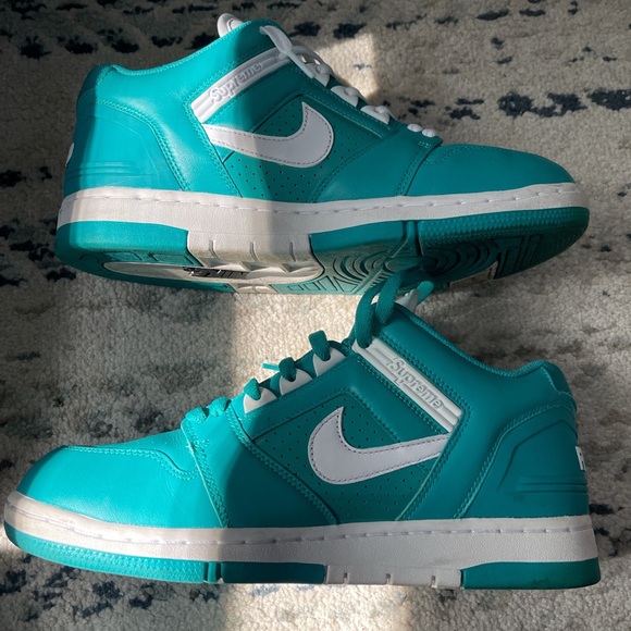 nike sb x supreme air force 2